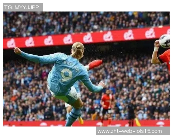 曼联逆转曼城上演经典大战4比3的传奇对决令人难忘